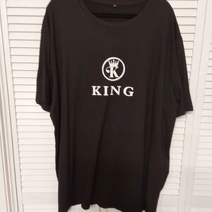SHEIN Black Graphic 'King' Tee